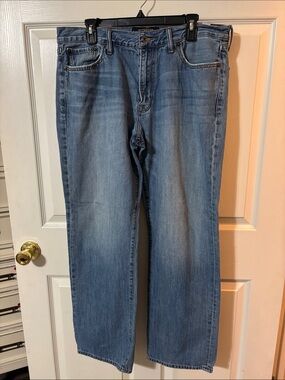 Lucky Brand Men's Straight Jeans in Light Blue Denim